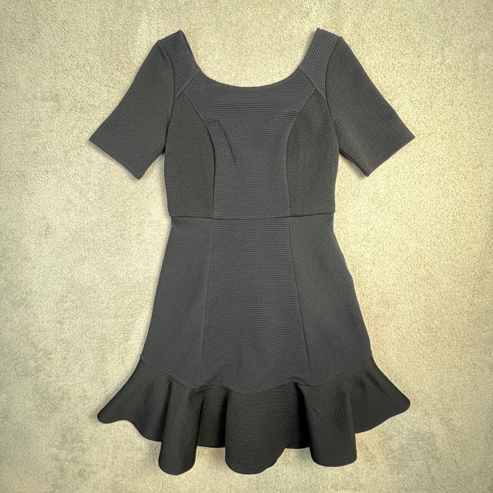 Little Black Dress Size 4 Textured Jacquard Short Sleeve Flounce Hem